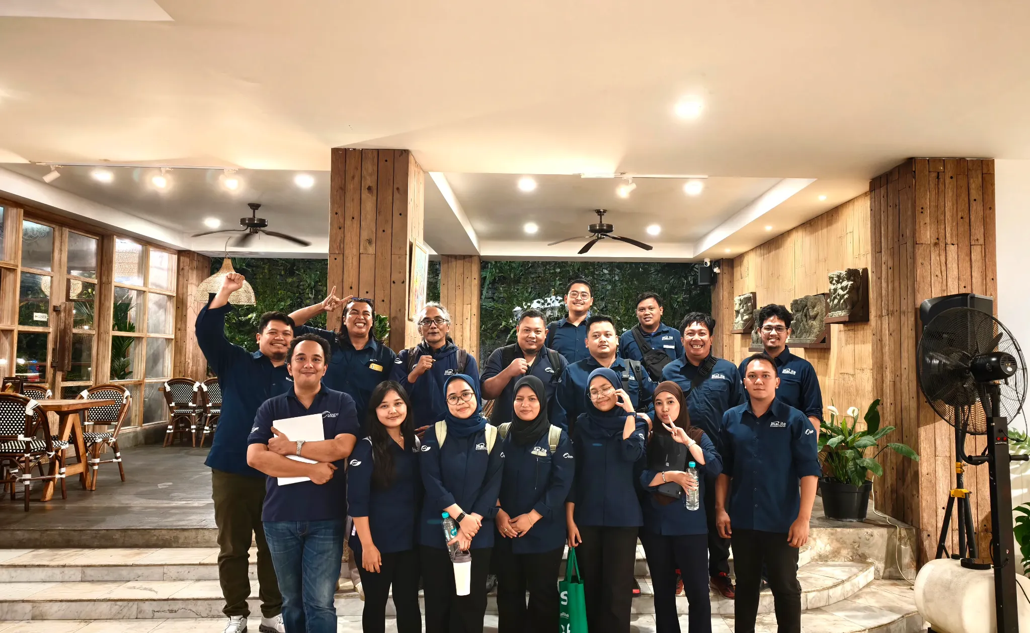 Tim Sandya berkumpul dalam kegiatan bersama